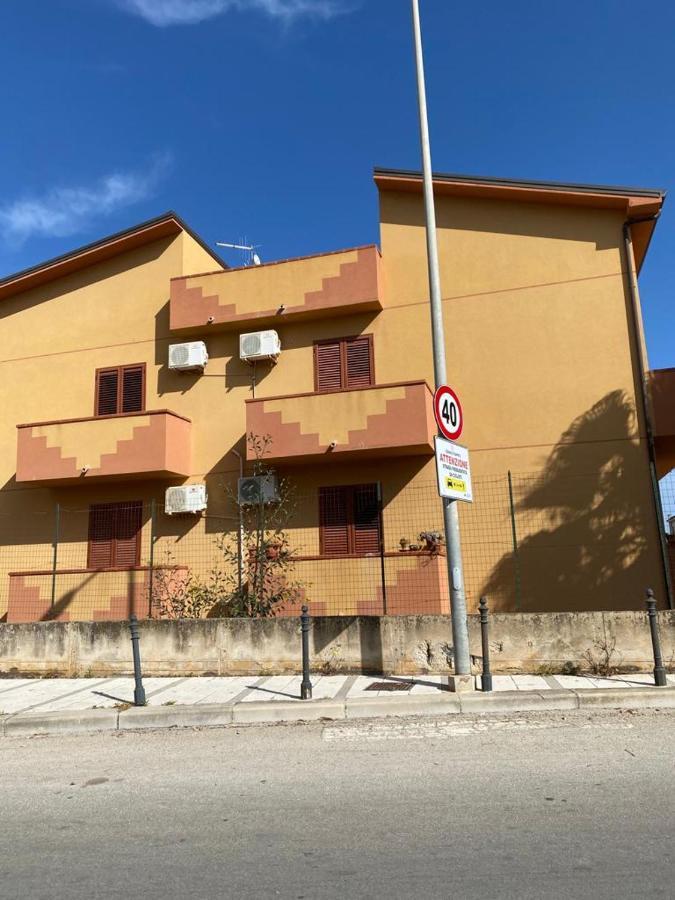 Casa Vacanza Accetta Trappeto  Exteriör bild