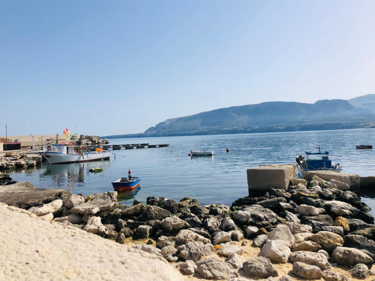 Casa Vacanza Accetta Trappeto  Exteriör bild