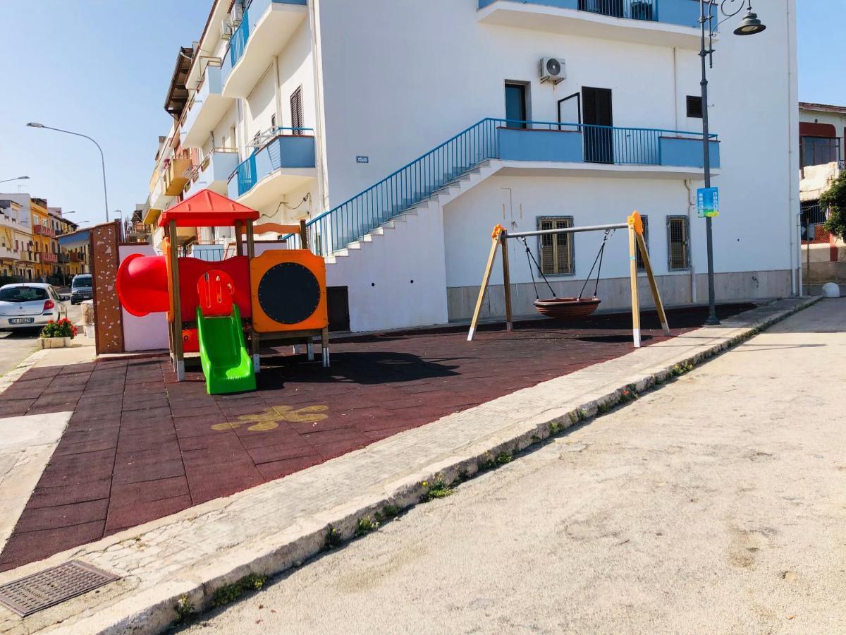 Casa Vacanza Accetta Trappeto  Exteriör bild
