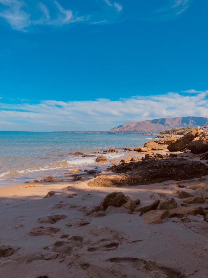 Casa Vacanza Accetta Trappeto  Exteriör bild