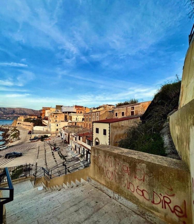 Casa Vacanza Accetta Trappeto  Exteriör bild